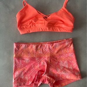 Alo hot yoga set